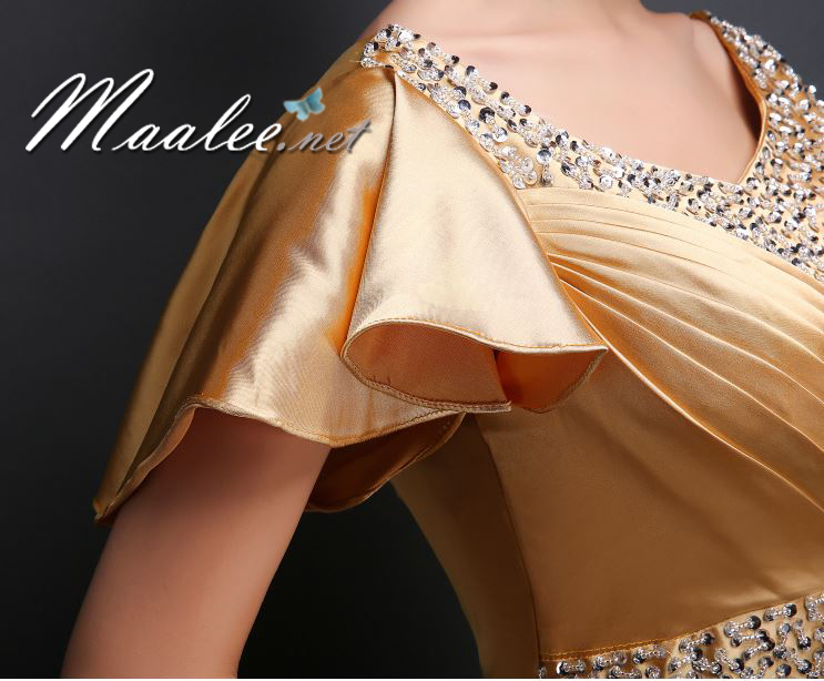 พร้อมเช่า สำหรับสาวไซส์ใหญ่ ชุดราตรียาว แบบแขนสั้น ผ้าซาตินสวยสง่า อกจับจีบปักเลื่อมช่วงอก-เอว สีทอง (เชือกผูกหลัง)