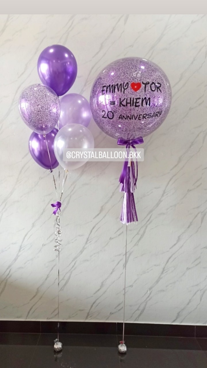 ลูกโป่ง Anniversary Bubble ขนาด 24" กลิตเตอร์สีม่วง 1 ลูก พร้อม ช่อลูกโป่ง ช่อ 5 ลูก 1 ช่อ พร้อมตกแต่ง สามารถเปลี่ยนสีลูกโป่ง/เปลี่ยนข้อความ/เปลี่ยนขนาดได้