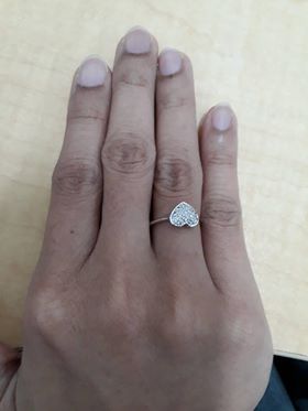 BR965+++แหวนหัวใจจิกไข่ปลา+++แหวนแบบยอดนิยม ทุกยุคทุกสมัย มีคนถามแบบนี้มาเยอะ กี่ปีกี่ยังครองความนิยม ฝังแบบจิกไข่ปลานูนๆหน่อยค่ะ