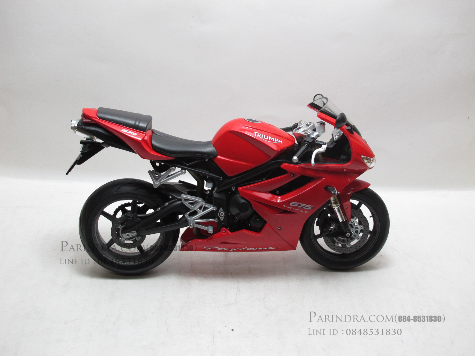 โมเดลรถบิ๊กไบค์ TRIUMPH 675 สีดำแดงสวยมากๆครับมีคลิปรีวิว