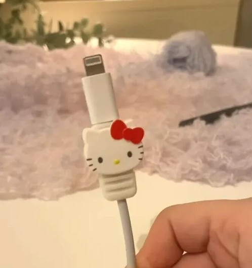 ที่หุ้มสายชาร์จ Hello Kitty