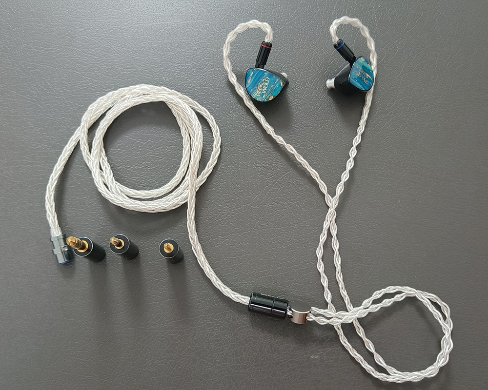 Geek Wold GK100 หูฟัง Hybrid 9 ไดรเวอร์ 2BA+3DD+4PZT พร้อมสาย Hakugei ประกันศูนย์ไทย