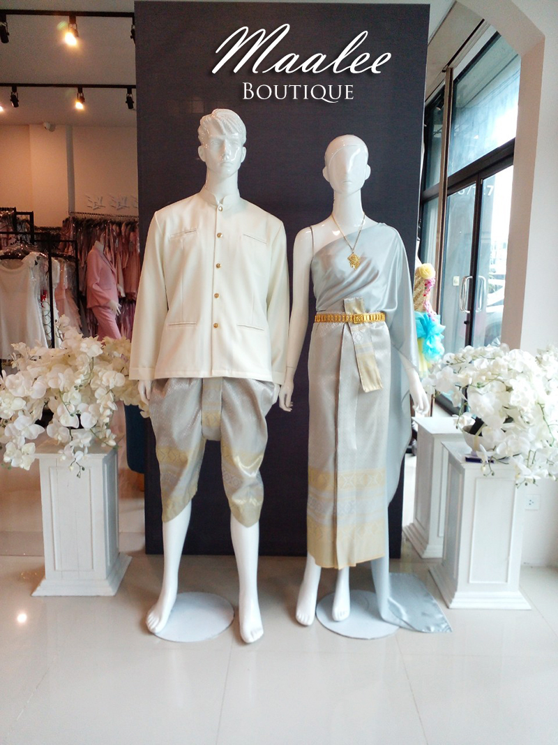 เช่า ชุดไทย ชุดเพื่อนเจ้าสาว ชุดไทยผ้าถุงสีเทาทอง สไบสีครีมงาช้าง