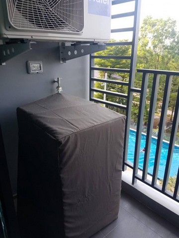 ให้เช่าคอนโดดิ เอ็กเซล คูคต ตึก B 28 ตรม.วิวสระ เฟอร์ครบ แอร์2 ตัว มีเครื่องซักผ้า พร้อมอยู่ ตรงข้ามโลตัส