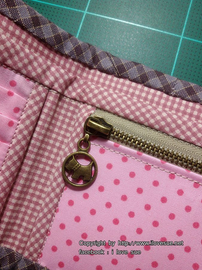 กระเป๋าใบสั้นโทนชมพู - สั่งทำ