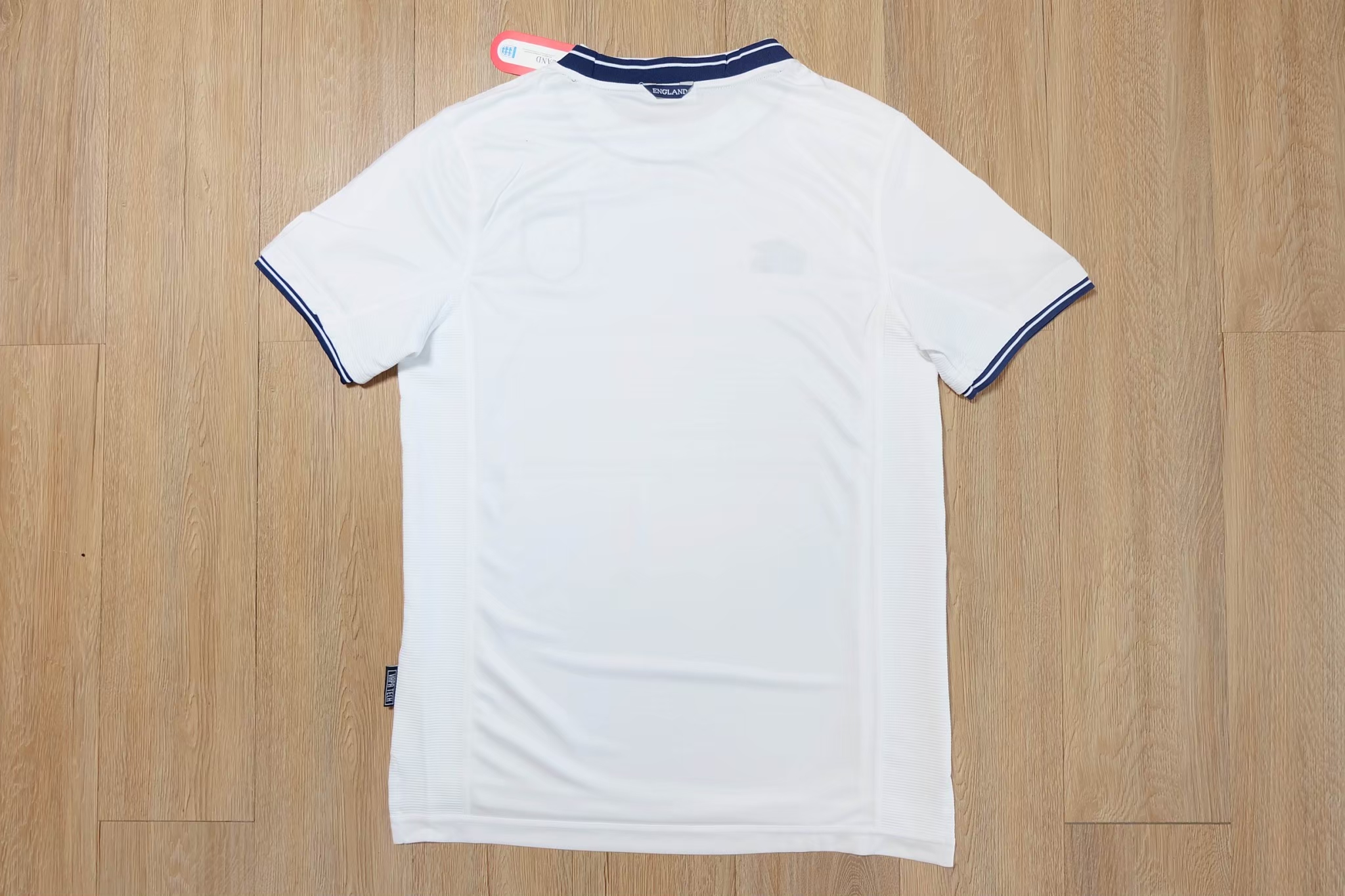 England 1999/2000 Home Vintage Jersey เสื้อทีมชาติอังกฤษ เสื้ออังกฤษ