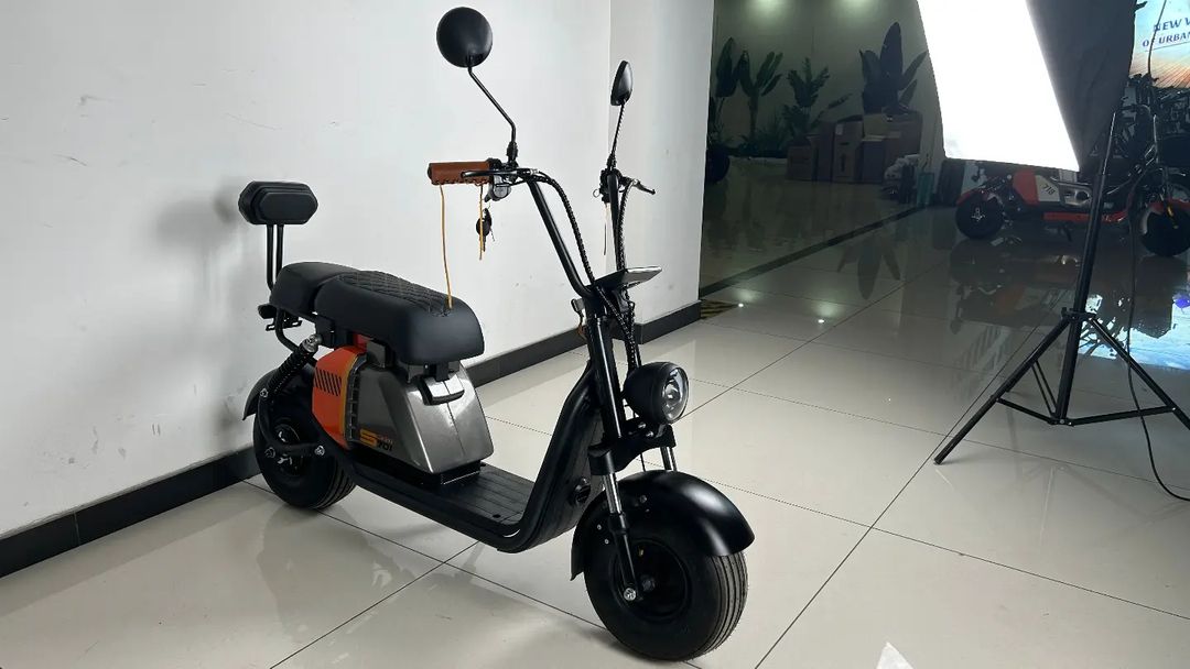 SMARDA 2 MINI 701 สกู๊ตเตอร์ไฟฟ้าไซค์มินิ ล้อขนาด 6 นิ้ว