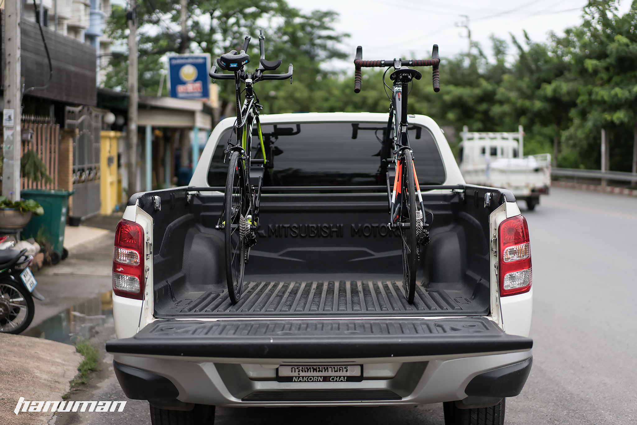 แร็คบรรทุกจักรยาน Hanuman Rack X2L Car Bike Rack สำหรับรถกระบะ ใส่ได้สองคัน 165CM.