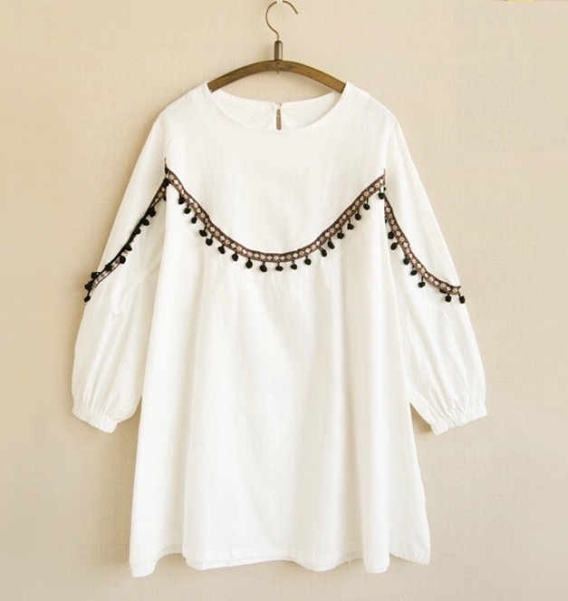 เสื้อผ้าฝ้ายปักลาย