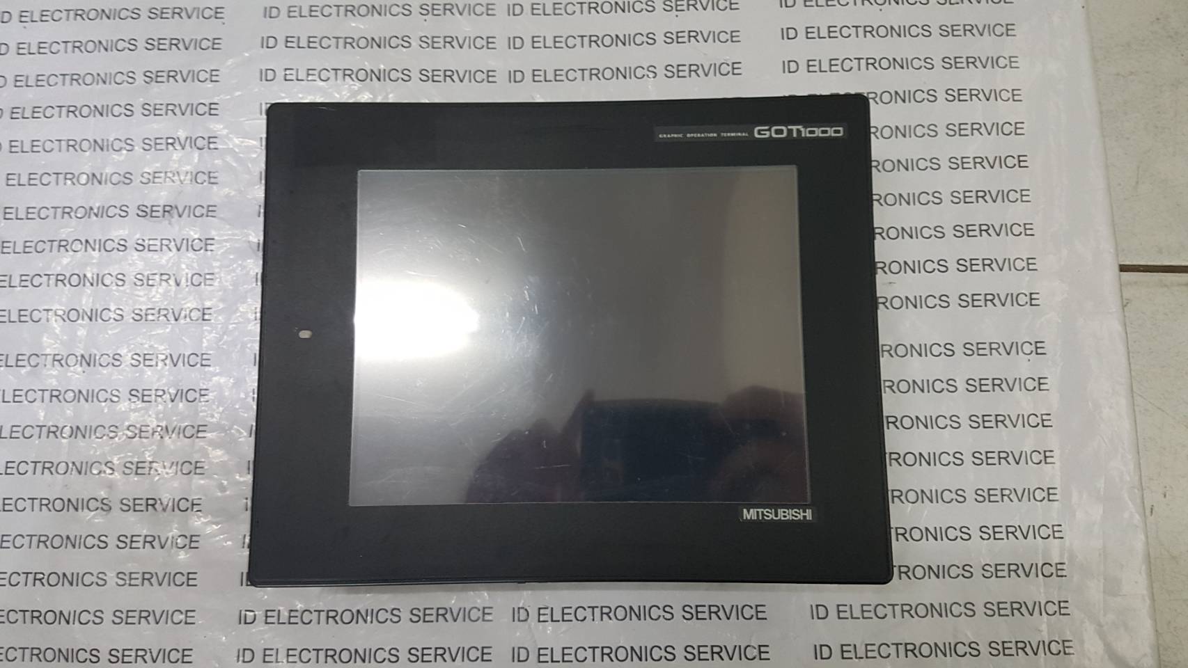 GT1265-VNBA HMI " MITSUBISHI "
