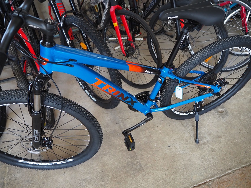 จักรยานเสือภูเขา Trinx M500E เฟรมอลู 24 สปีด ล้อ 27.5 ดุมแบร์ริ่ง ,NEW 2021