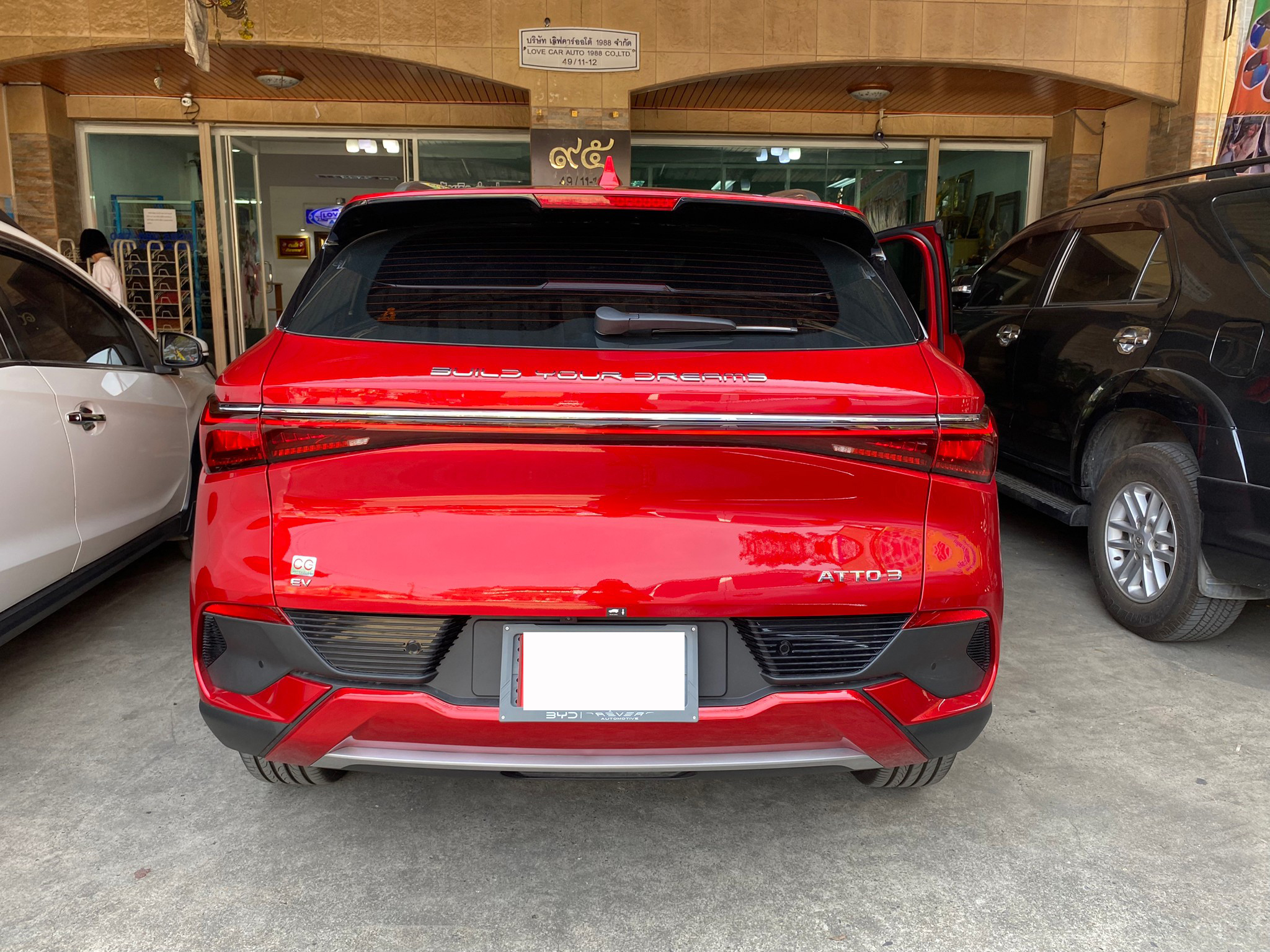 พรมดักฝุ่น BYD Atto3 ev ปูพรมไวนิลดักฝุ่นสีเทาขอบเทา