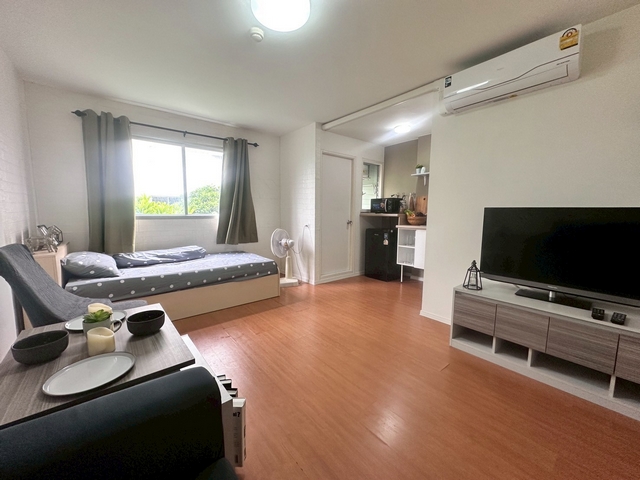 ให้เช่าคอนโด ลุมพินี ทาวน์ชิป รังสิต-คลอง1 ตึกB2 ห้อง 23 ตร.ม.เฟอร์ครบ พร้อมอยู่ได้เลย