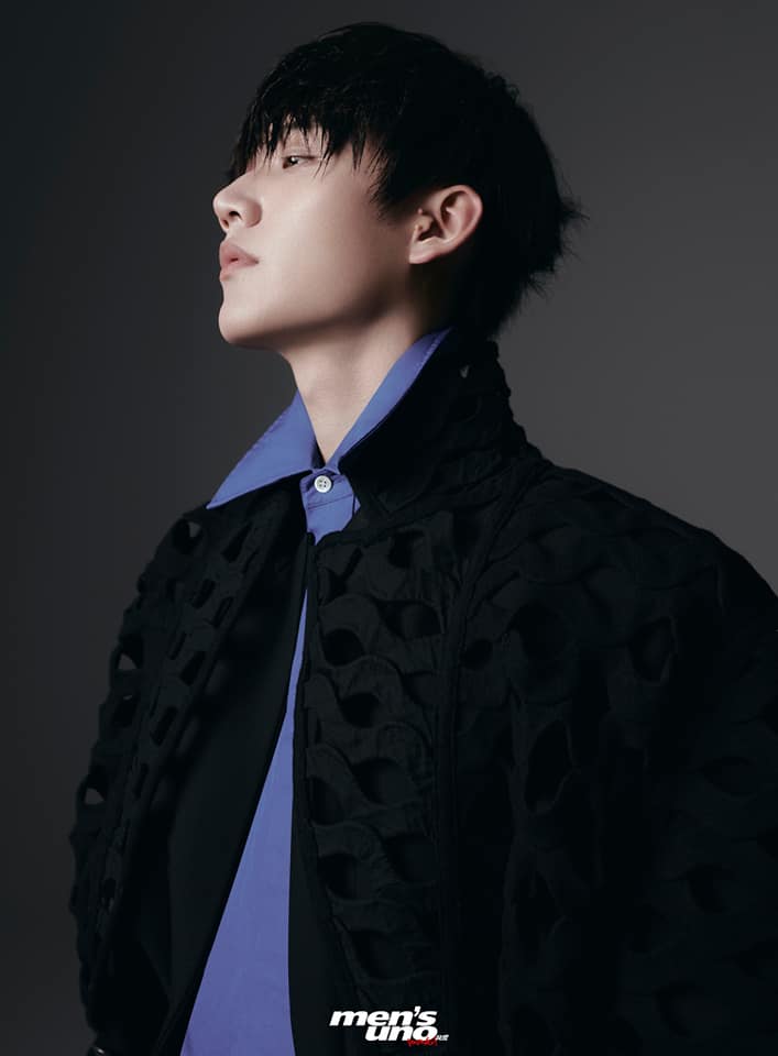 นิตยสาร Men's Uno 10/21 ปก Zhou Keyu +โปสเตอร์ 1 ใบ