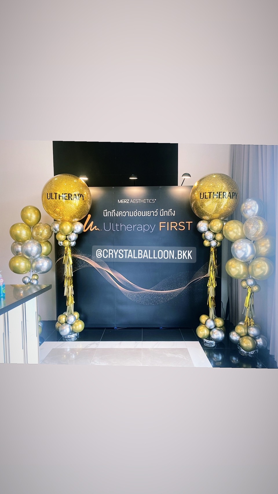 เสาลูกโป่ง เปิดงาน Bubble 36" สีทอง 2 เสา พร้อม ช่อลูกโป่งลม 10 ลูก 2 เสา,ลูกโป่งใส ใส่กลิตเตอร์ พร้อมตกแต่ง สามารถเปลี่ยนสีลูกโป่ง/เปลี่ยนข้อความได้