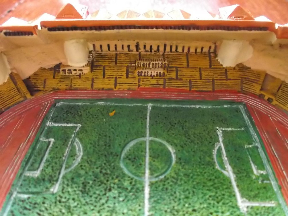 ที่ทับกระดาษ โมเดลสนามฟุตบอล สโมสรเอเอส โมนาโก - สนามสต๊าด หลุยส์ เดอซ์ ใหม่ / AS MONACO Football Club Football Stadium Model Paperweight - STADE LOUIS II Stadium NEW