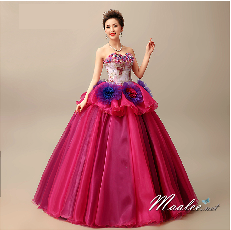 พร้อมเช่า ชุดแฟนซี ชุดราตรียาว แบบเกาะอก กระโปรงพองสวยสีม่วง แต่งดอก (เชือกผูกหลัง)