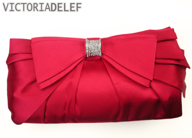 พร้อมส่ง Evening Clutch กระเป๋าออกงาน VictoriaDelef ผ้าซาติน สีชมพู