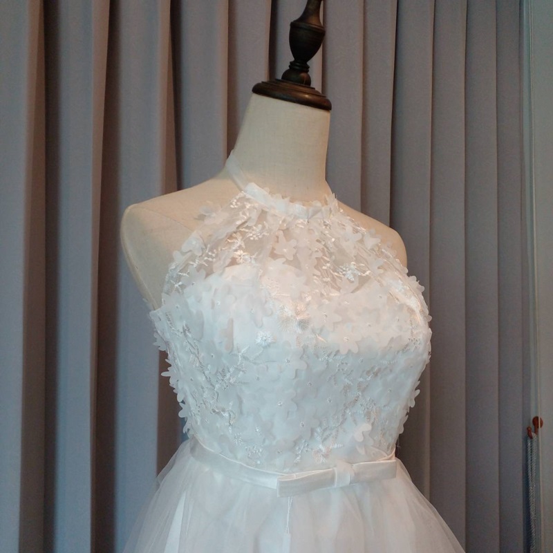 พร้อมเช่า เดรสขาว พรีเวดดิ้ง สวยหวาน กระโปรงตาข่าย ตัวชุดลูกไม้&แต่งโบว์ช่วงเอว (ซิปหลัง)