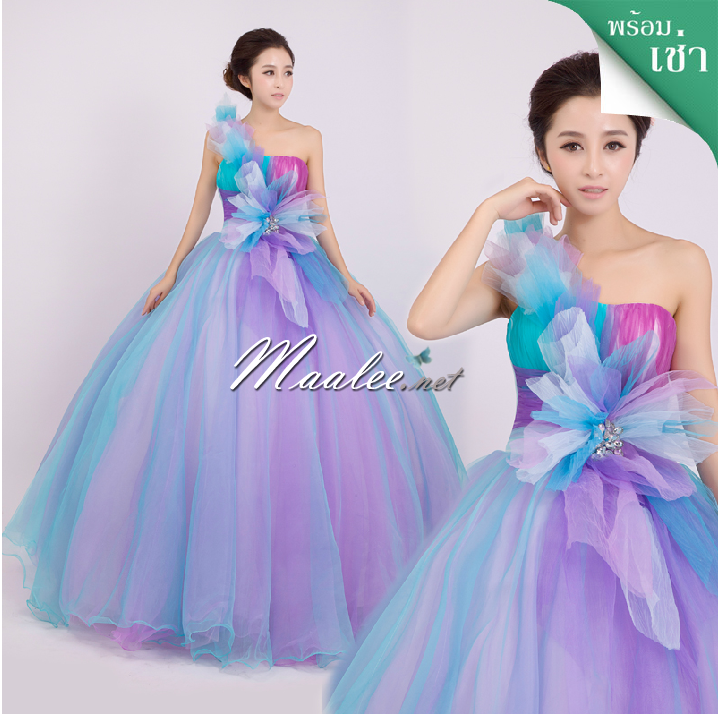 พร้อมเช่า ชุดแฟนซี ชุดราตรียาว ไหล่เดียว สีเรนโบว์ แต่งดอกเก๋มาก
