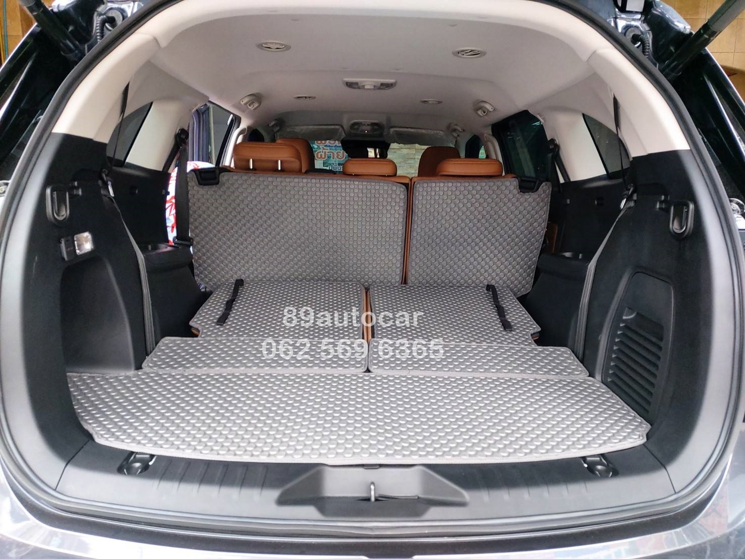 พรมกระดุมปูพื้นรถ Isuzu Mu-X 2022 เข้ารูป เต็มคัน