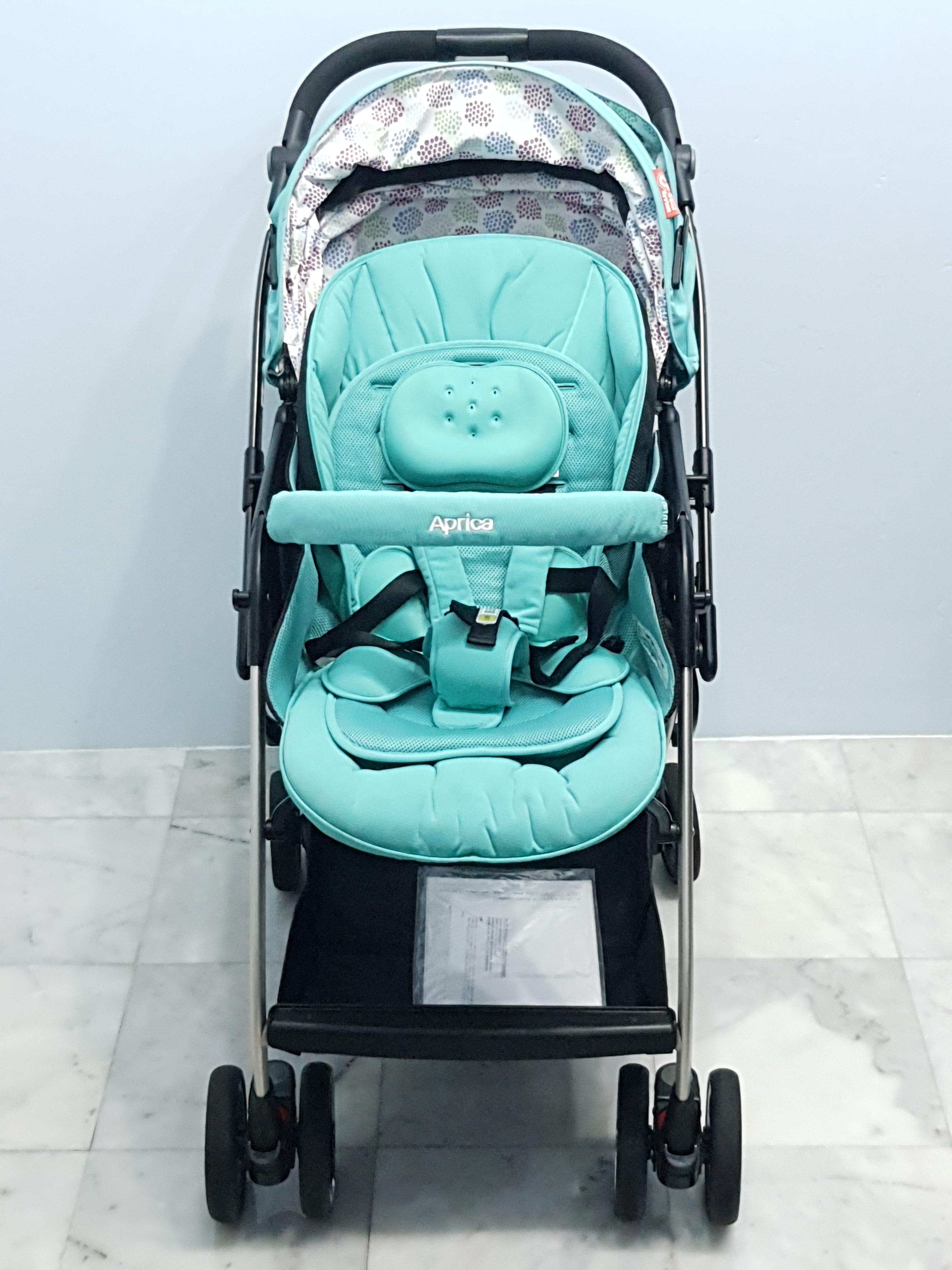 Aprica Optia สีเขียว