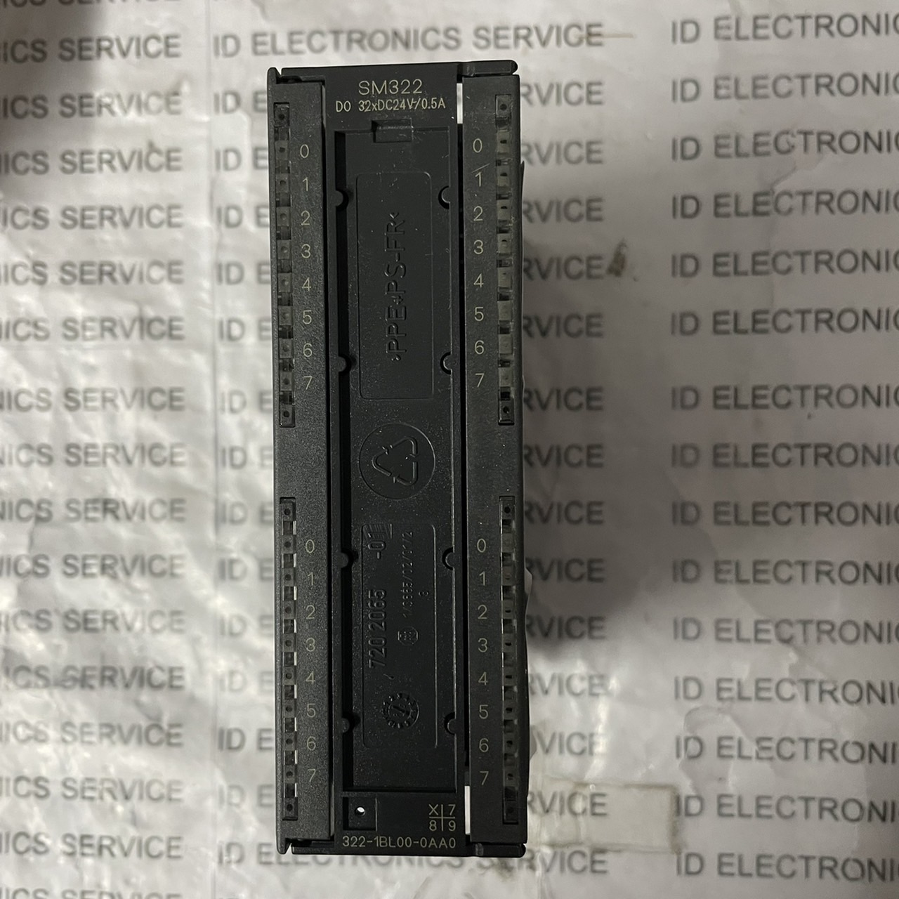 6ES7 322-1BL00-0AA0 PLC " SIEMENS "