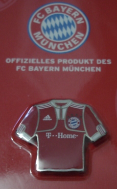 เข็มกลัด ฟุตบอล สโมสรบาเยิร์น มิวนิค - HOME KIT 2009/10 ใหม่ / BAYERN MUNICH Football Club Pin - HOME KIT 2009/10 NEW