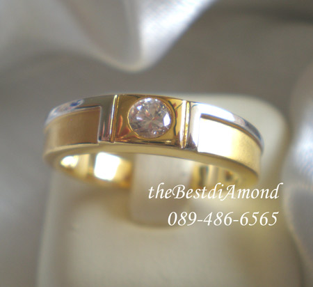 BR948-M+++แหวนunisex แบบ 2 tone+++ เก๋สุดๆ เรียบ หรู ดูมี class เล่น 2 tone ได้สวยมาก ด้วยทองแบบเงา และ แบบพ่นทราย ใส่เป็นแหวนคู่ชายหญิงได้เลยค่ะ