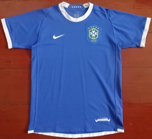 เสื้อฟุตบอล ทีมชาติบราซิล ชุดเยือน ชุดลุยศึกฟุตบอลโลก 2006 S-Size / BRAZIL Football Shirt Home Kit Home Kit World Cup 2006 Jersey S-Size