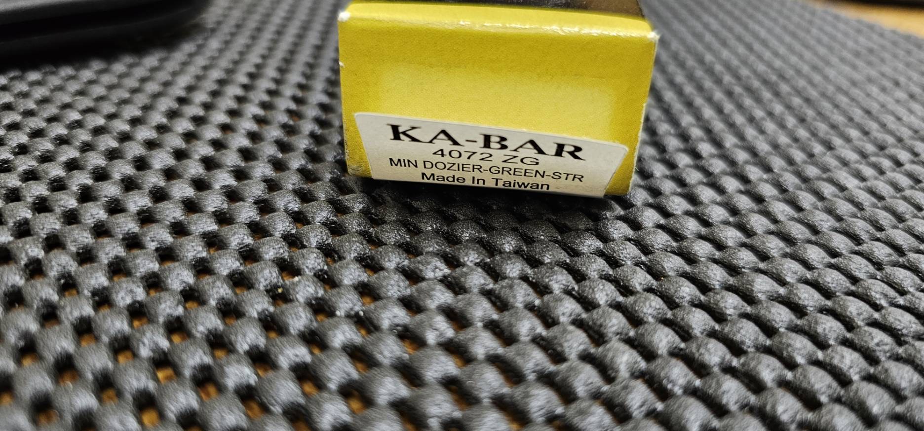 Ka-Bar Mini Dozier Hunting Lockback Knife Zombie Green (2.25" Black) 4072ZG