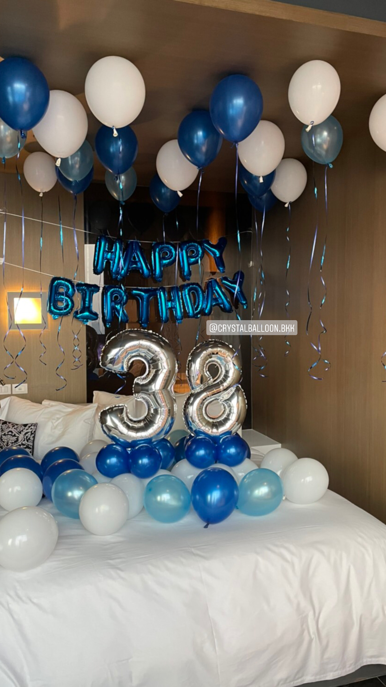 ลูกโป่ง วันเกิด Theme สีน้ำเงิน พร้อม ฟอยล์ตัวเลข ขนาด 40" ตั้งฐาน 2 ชิ้น,ลูกโป่งลอยฝ้า 20 ลูก,ลูกโป่งโปรยพื้น 15 ลูก พร้อมตกแต่ง สามารถเปลี่ยนสีลูกโป่ง/เปลี่ยนสี-ฟอยล์ตัวอักษร/เปลี่ยนสี-ฟอยล์ตัวเลขได้