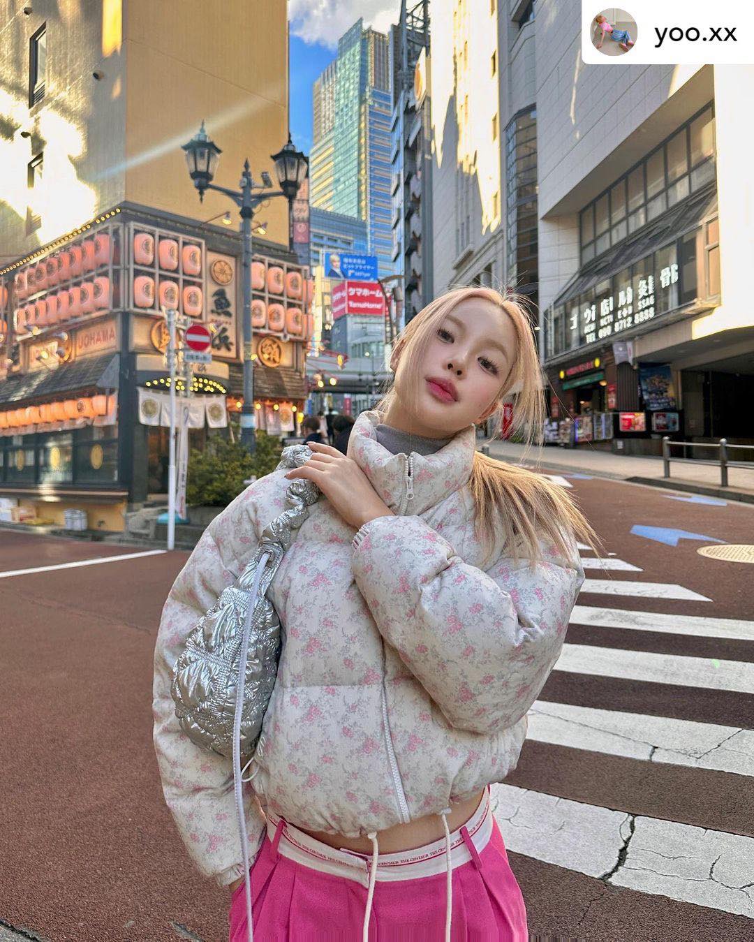 PRE กระเป๋า #Carlyn Bag รุ่น Poing สีเงิน 21x17x7 CM (นำเข้าของแท้ 100%) - นำเข้า 10-25 วัน-