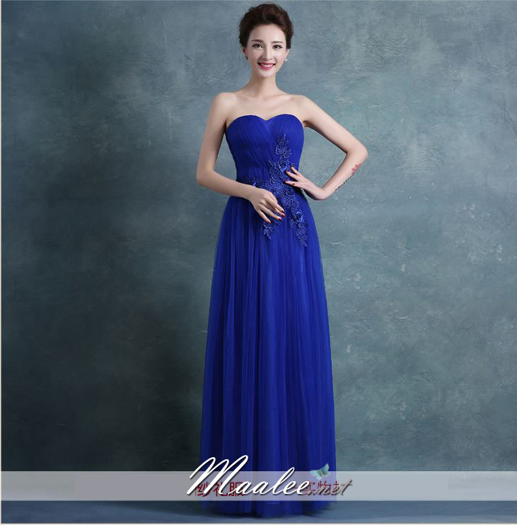 พร้อมส่ง ชุดราตรียาว เกาะอก สีน้ำเงิน ผ้าตาข่ายทั้งชุด อกจับจีบ แต่งลายดอกลูกไม้นูน