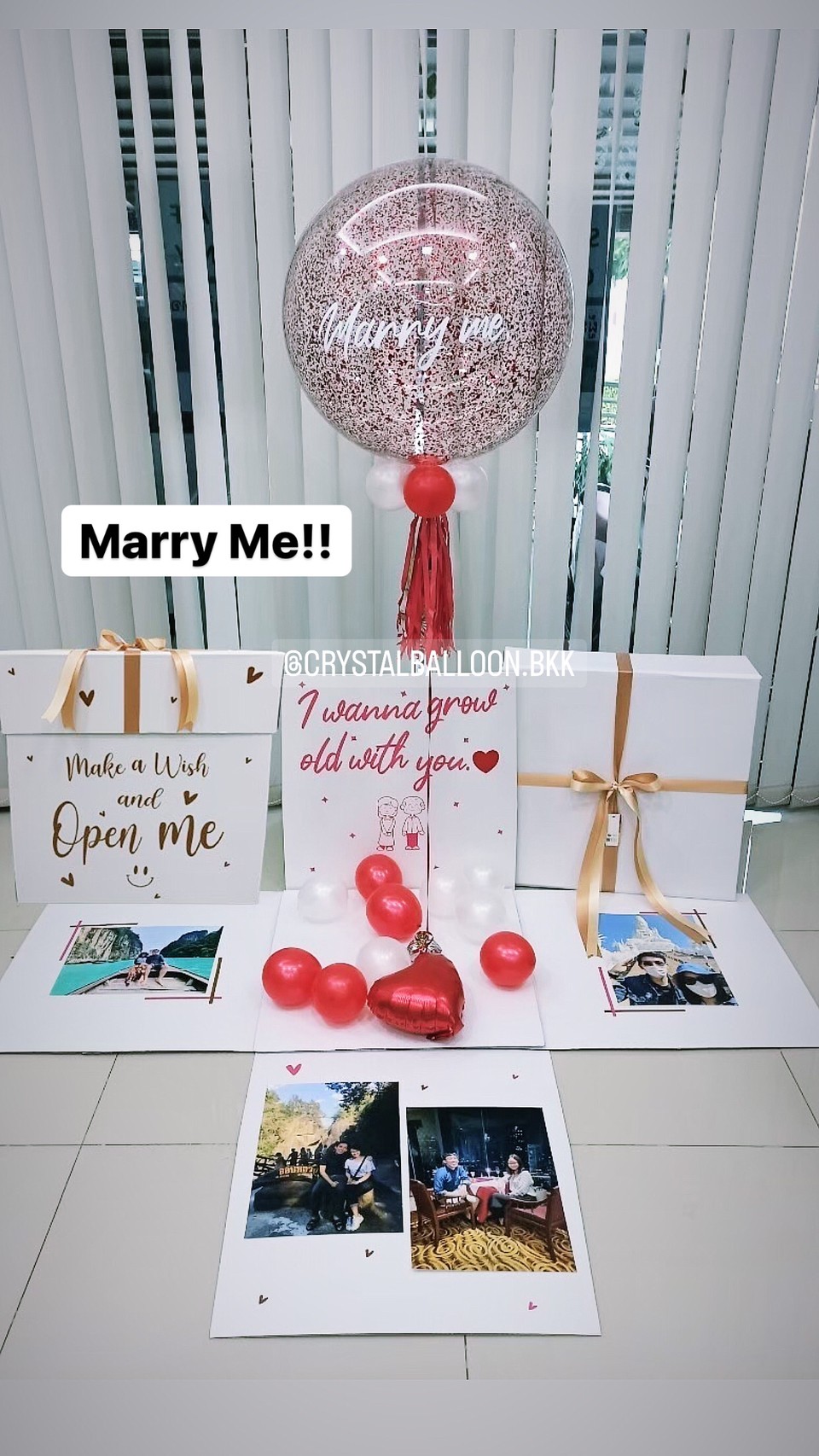 ลูกโป่ง Will You Marry Me? Surprise Box Bubble ขนาด 24" Theme สีแดง พร้อมตกแต่ง สามารถใส่รูปได้ 4 ใบ สามารถเปลี่ยนสีลูกโป่ง/เปลี่ยนข้อความได้