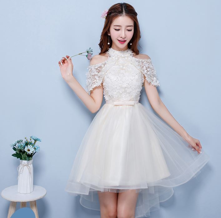 พร้อมเช่า เดรสขาว พรีเวดดิ้ง สวยหวาน กระโปรงตาข่าย ตัวชุดลูกไม้&แต่งโบว์ช่วงเอว (ซิปหลัง)