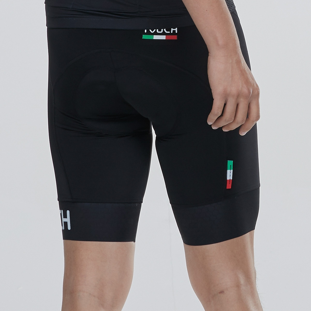 กางเกงขาสั้น กางเกงปั่นจักรยาน TOUCH UOMO Cycling Short มีไซส์ XS / S / M / L / XL / 2XL /