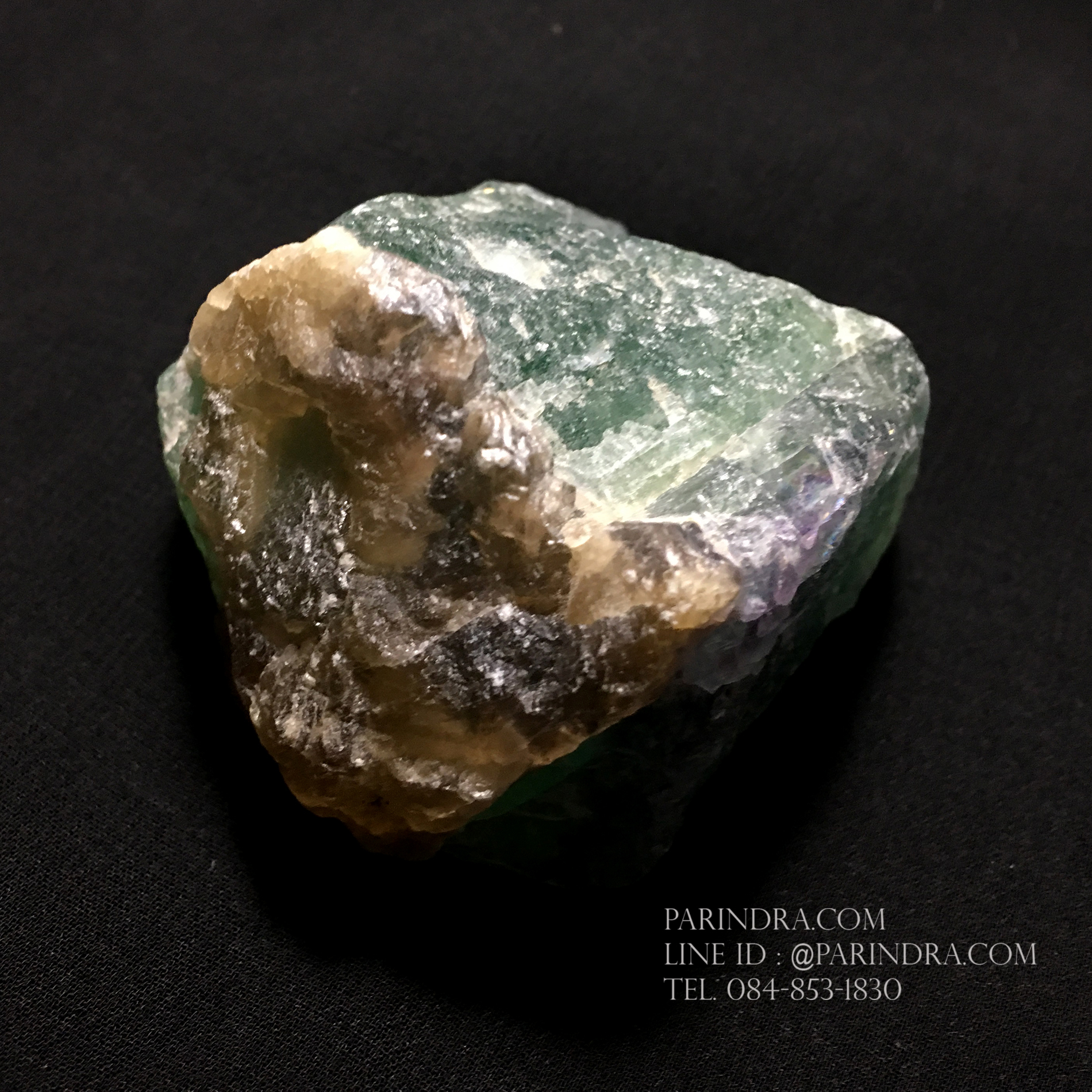 ก้อนแร่ฟลูออไรต์ Fluorite สีเขียวโปร่งแสง #FLU000