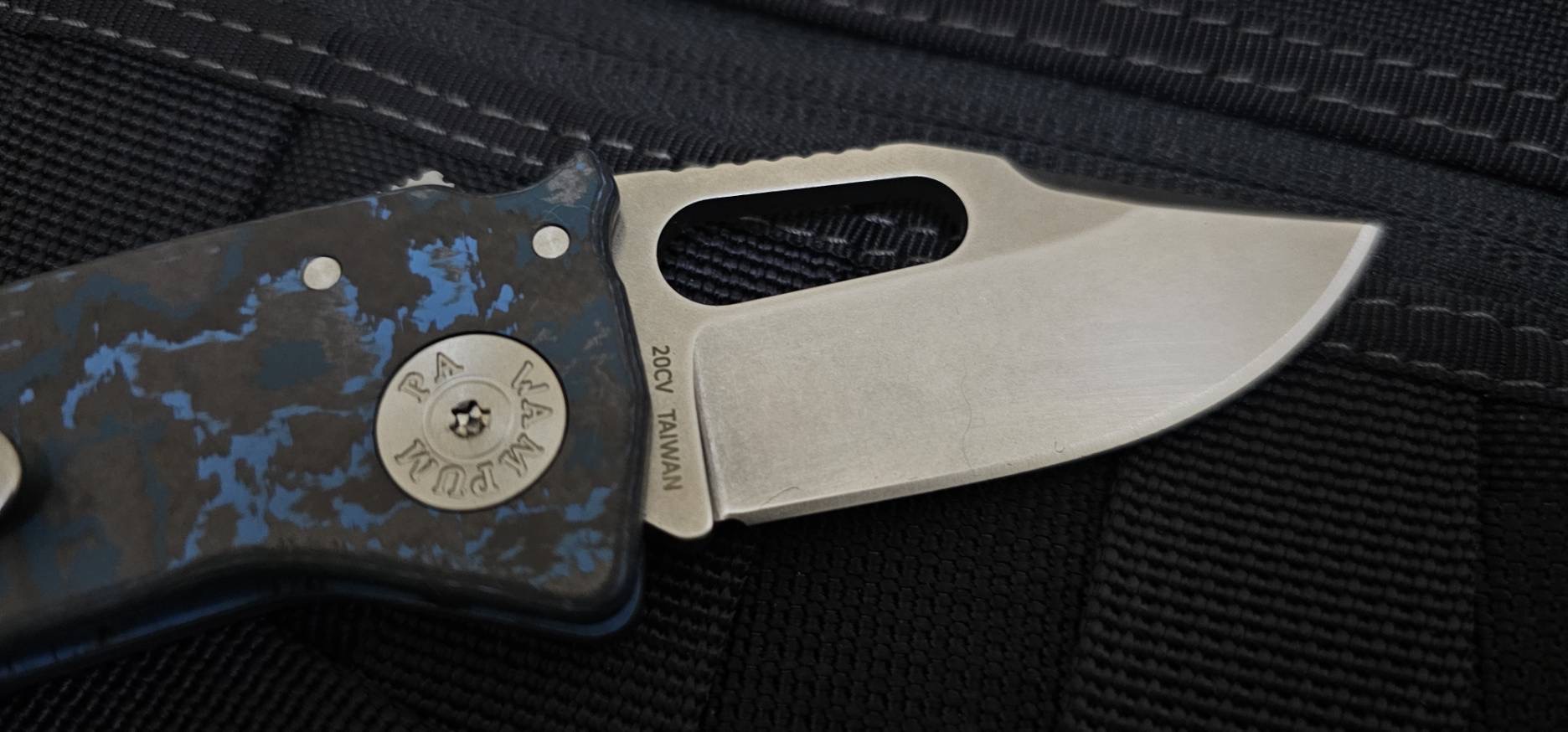 Demko Nano Shark Lock Fat CF Clip