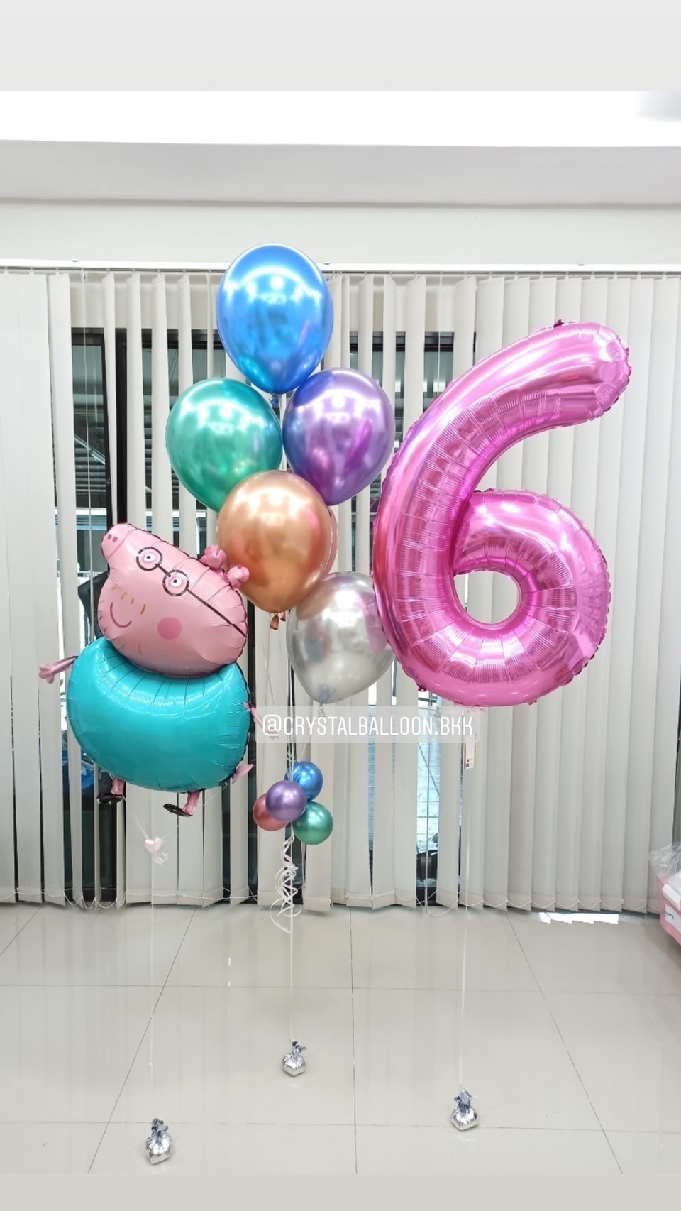 ลูกโป่ง วันเกิดเด็ก Theme Peppa Pig พร้อม ช่อลูกโป่งโครเมี่ยม ช่อ 6 ลูก 1 ช่อ พร้อม ฟอยล์ตัวเลข ขนาด 40" 1 ชิ้น พร้อมตกเเต่ง สามารถเปลี่ยนสีลูกโป่ง/เปลี่ยนสี-ฟอยล์ตัวเลข/เปลี่ยนฟอยล์ตกแต่งได้