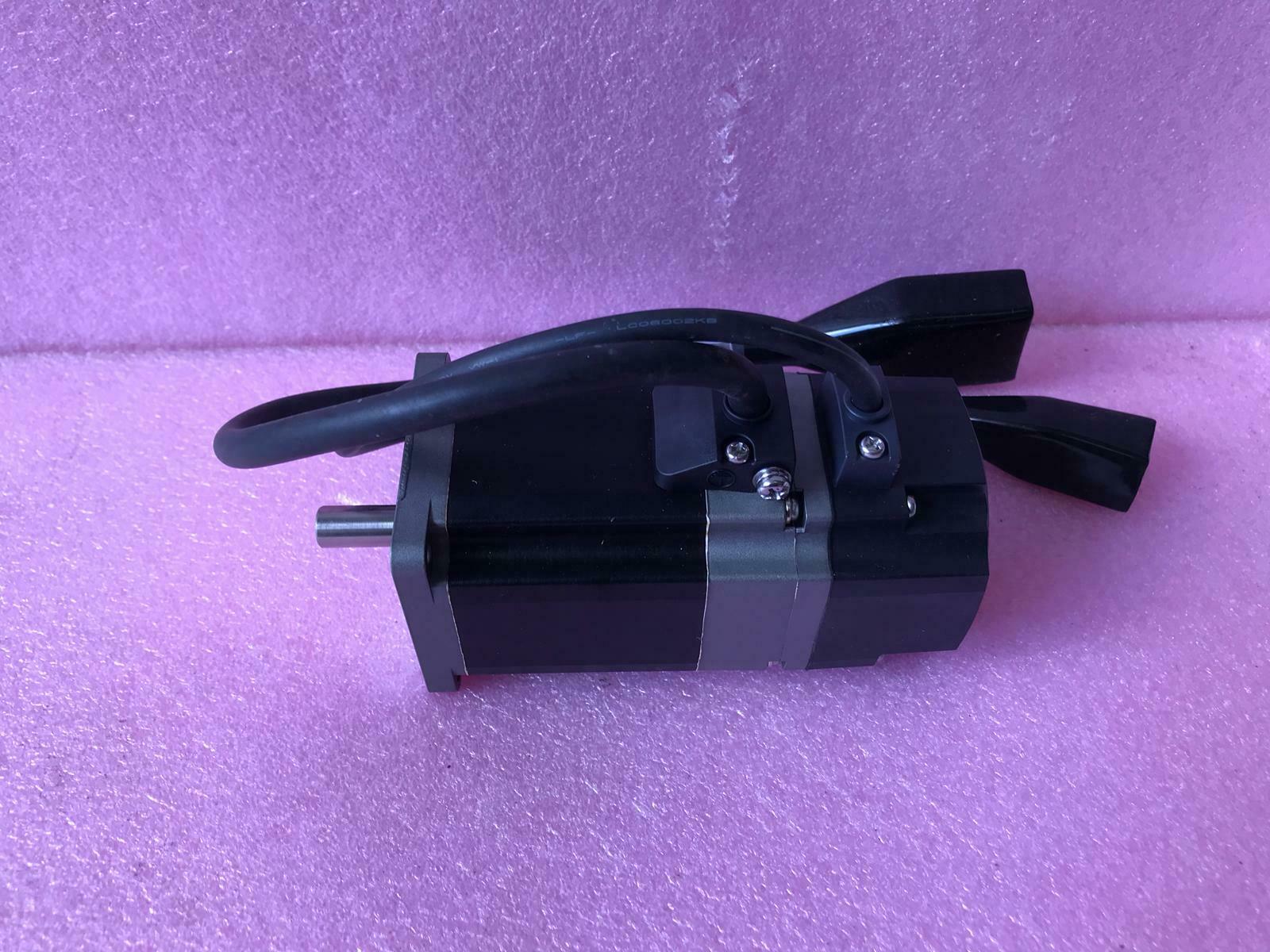 SERVO MOTOR " ORIENTAL " รุ่น ARM69MC