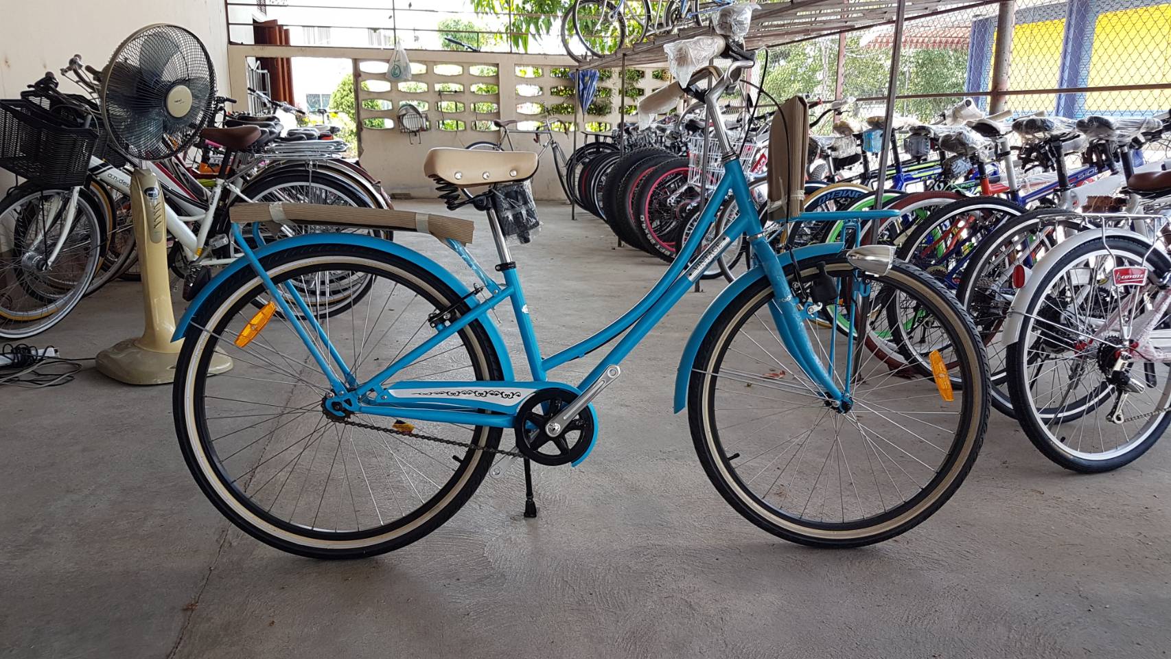 จักรยาน LA NEO VINTAGE STEEL FRAME SINGLE SPEED 26″ เฟรมเหล็ก คลาสสิค (SALE ตัวโชว์มีตำหนิ)