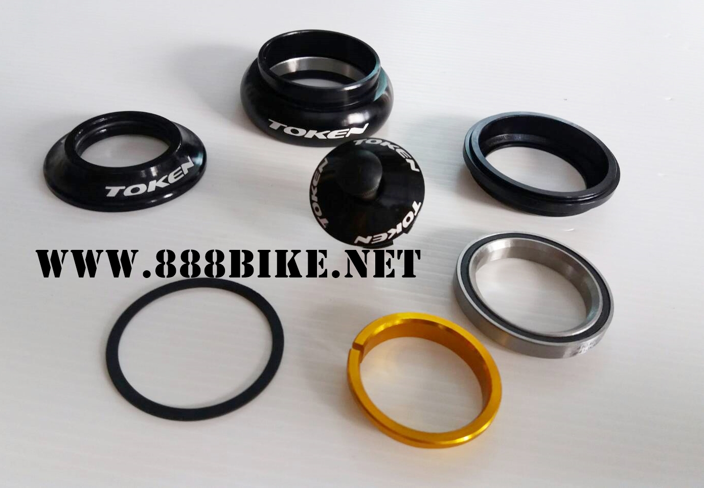 ถ้วยคอลอย บน1 1/8" ล่าง1 1/2" TOKEN ,TK036A