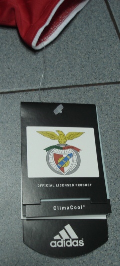เสื้อฟุตบอล ทีมสโมสรเบนฟิก้า ชุดเหย้า 2006/07 ใหม่ M-Size / BENFICA Football Shirt Home Kit 2006/07 Jersey NEW M-Size