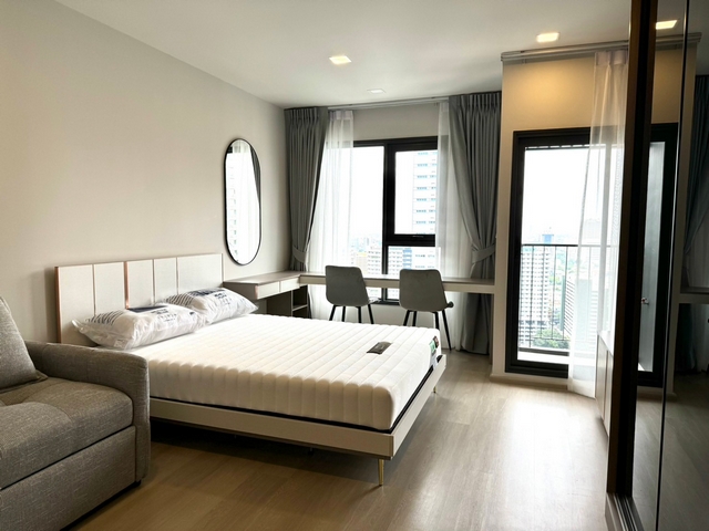 ให้เช่าคอนโดไลฟ์ พหลฯ-ลาดพร้าว 29 ตร.ม.ชั้น 27 ห้องใหม่ เฟอร์ครบ ใกล้รถไฟฟ้าและเซ็นทรัลลาดพร้าว