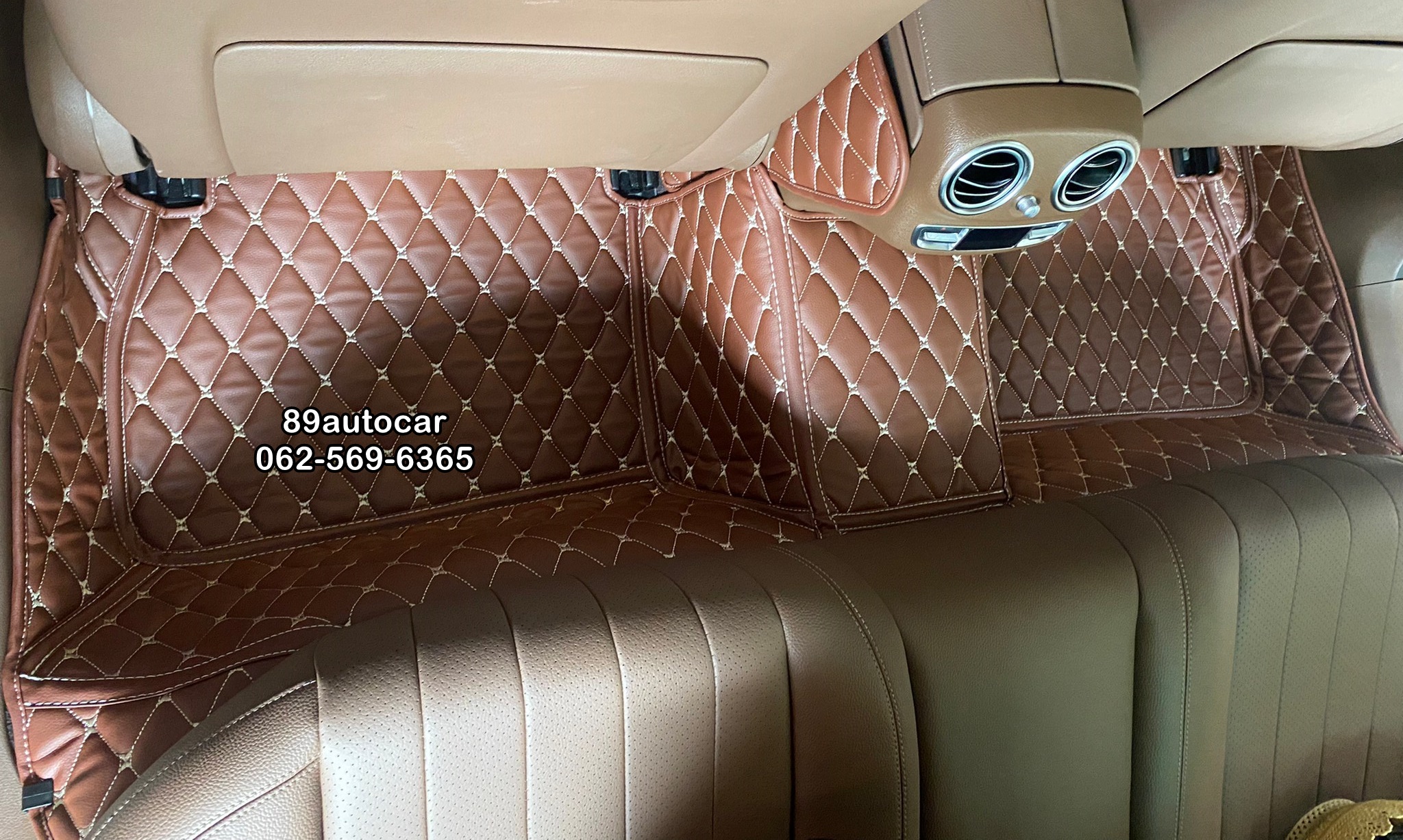 พรมรถยนต์ Benz E220d W213 ปูพรมหกดี สีกาแฟ + ท้ายเก็บของ