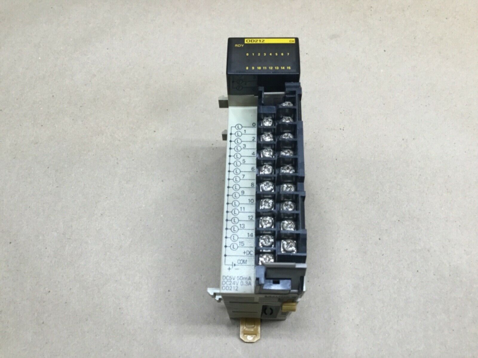 CQM1-OD212 PLC " OMRON "