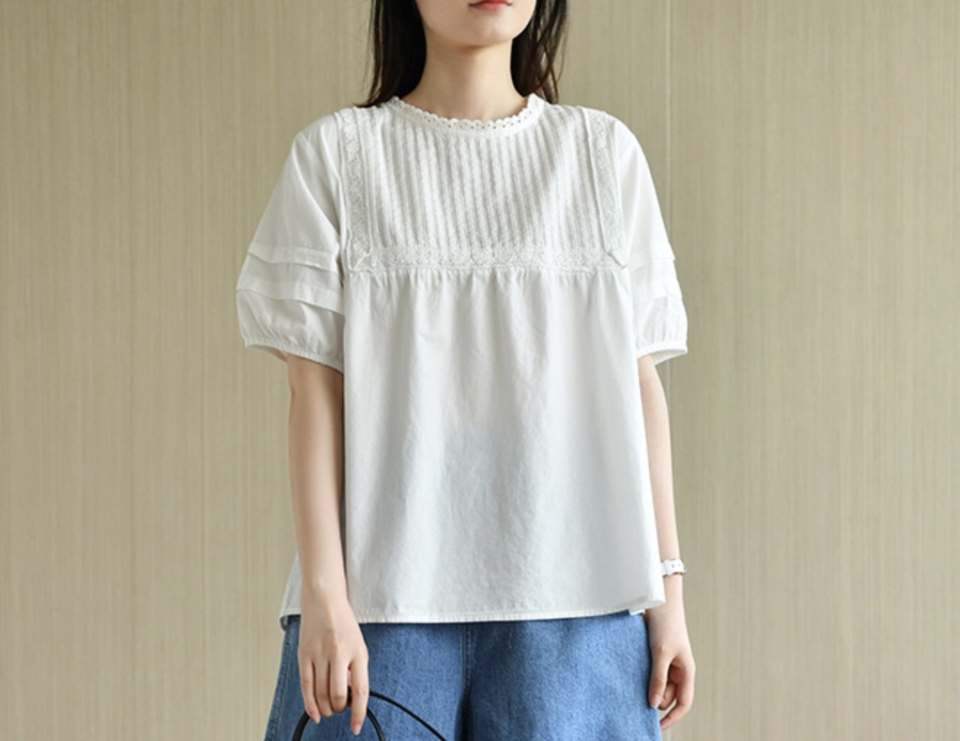 เสื้อผ้าฝ้ายแต่งลูกไม้