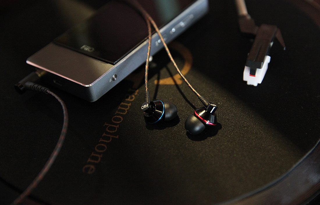 ขาย FiiO EX1ii หูฟัง Titanium Driver รุ่นใหม่ เพิ่มคุณภาพเสียง