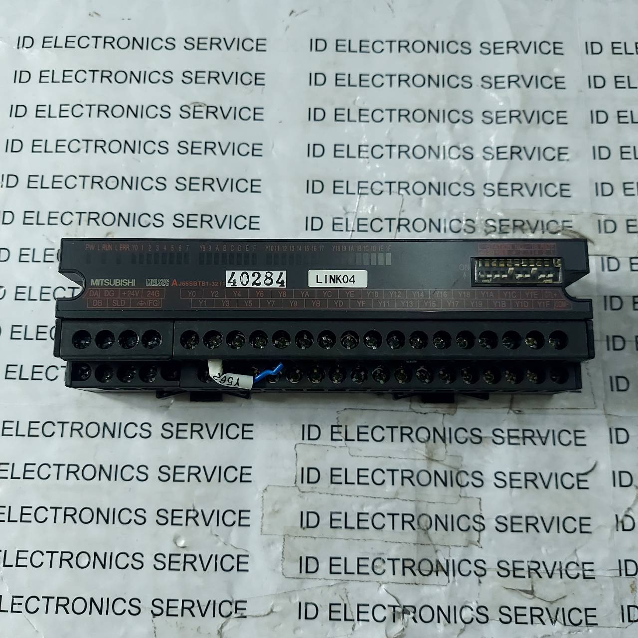 AJ65SBTB1-32T1 PLC " MITSUBISHI "